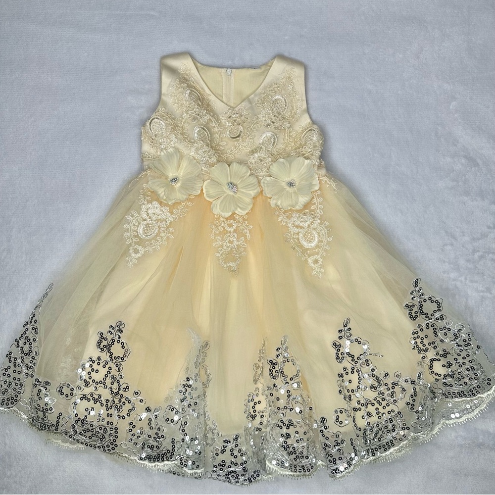 Ivory Floral Embellished Girls' Formal Dress